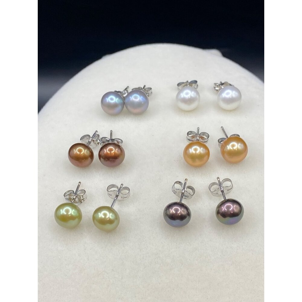 (6) pairs 925 Pearl stud earrings